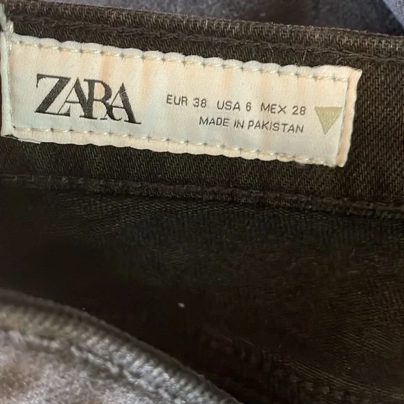 Women's Black Jeans - Picture 5 of 16